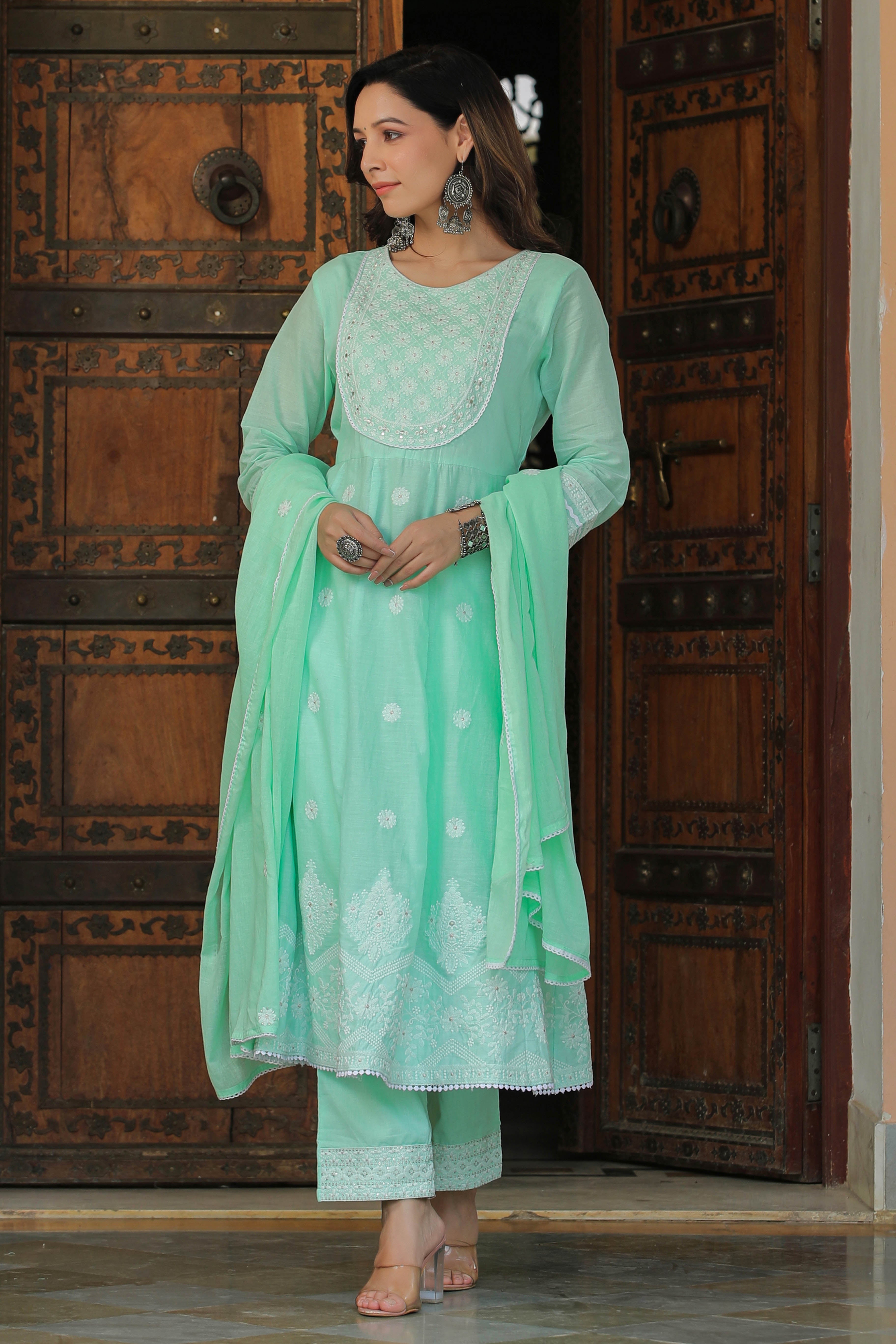 GREEN EMBROIDERED SUIT SET
