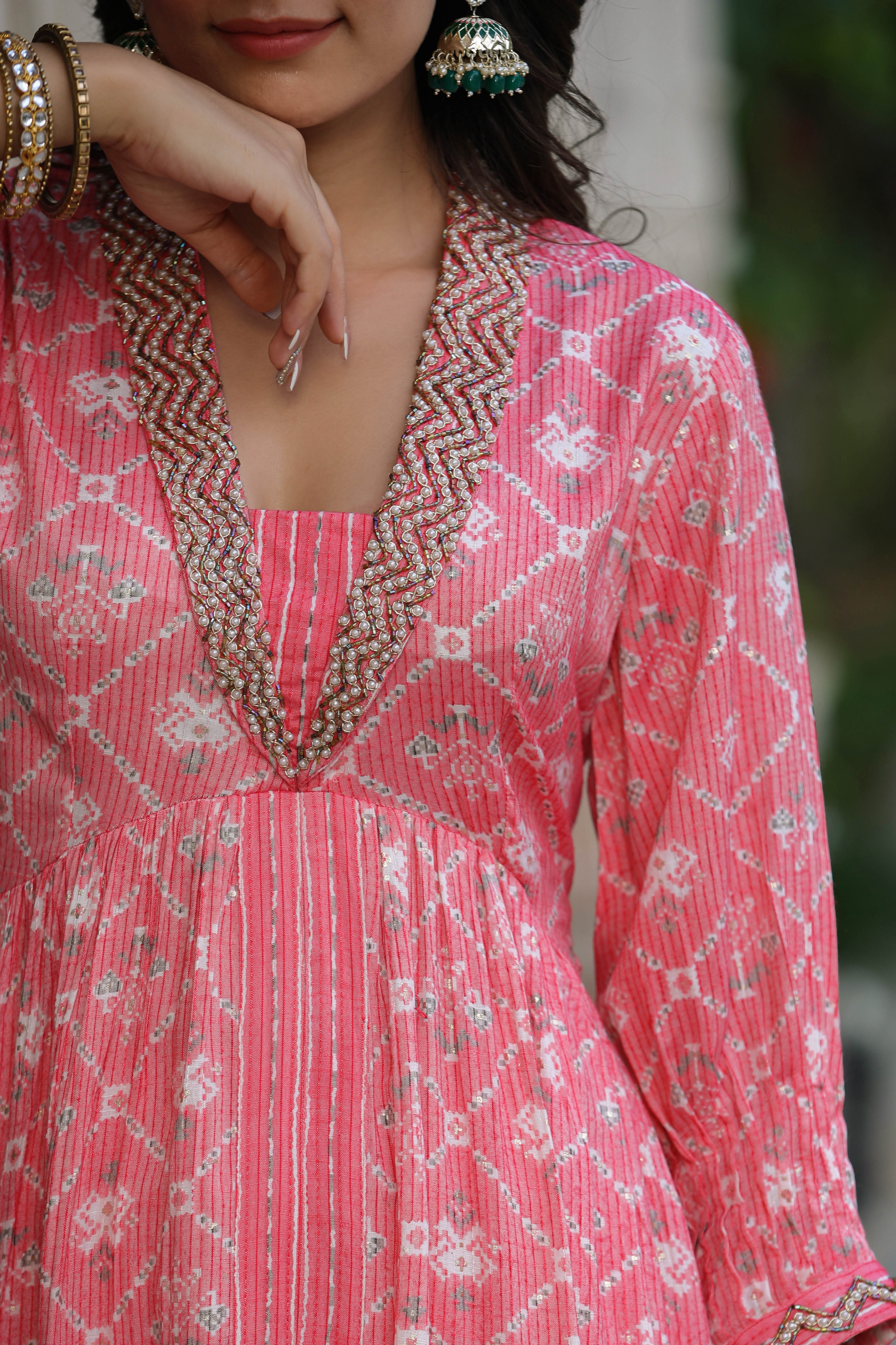 PRINTED EMBROIDERED SUIT SET