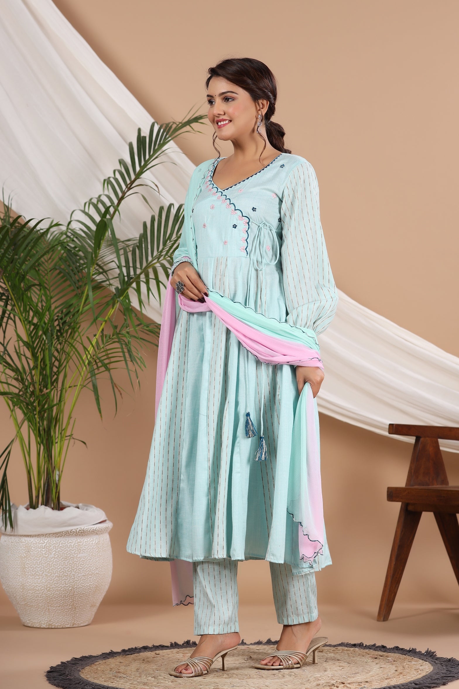 Floral Embroidered Thread Work Pure Cotton Kurta with Palazzos & Dupatta