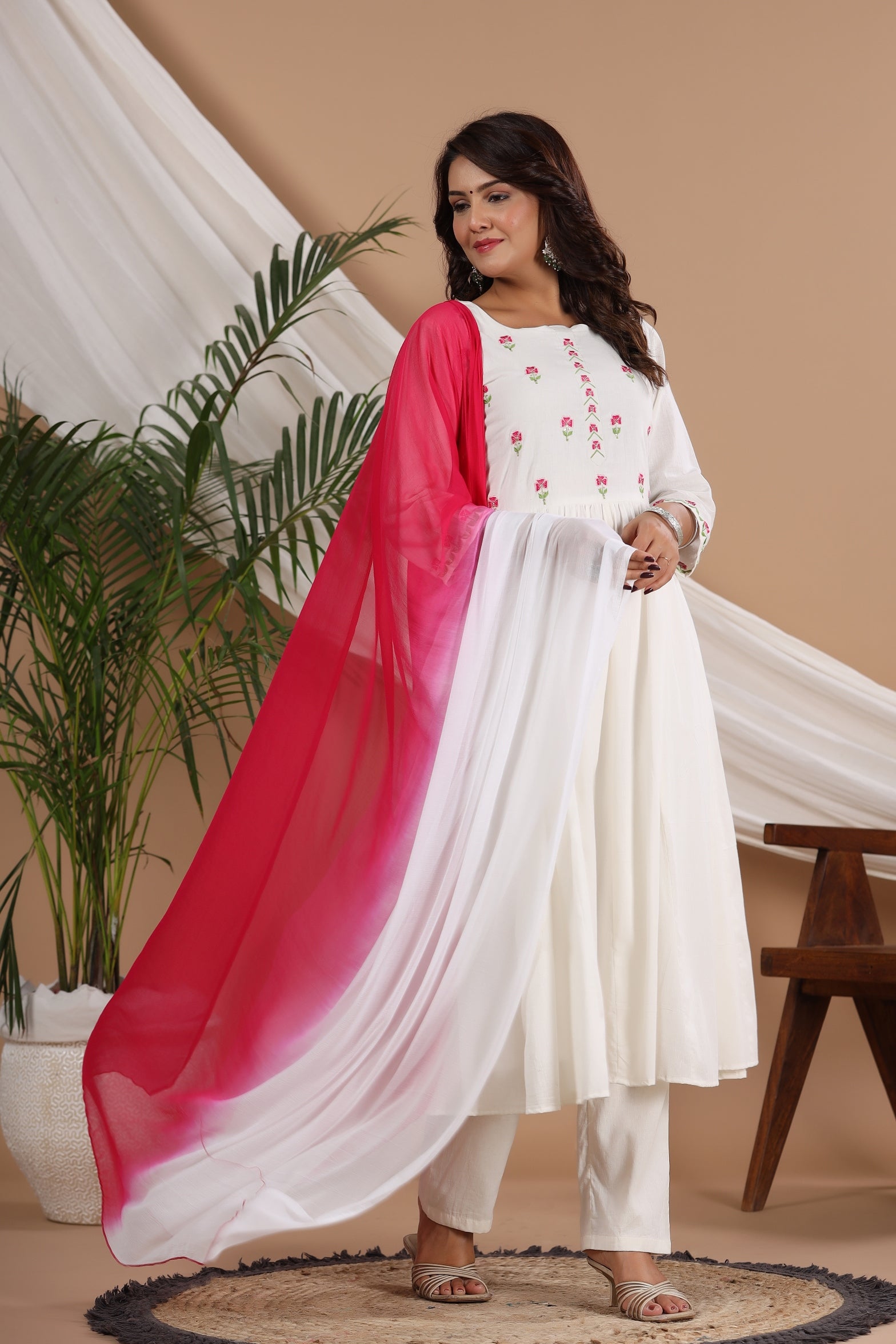 Floral Embroidered Regular Pure Cotton Kurta with Palazzos & Dupatta