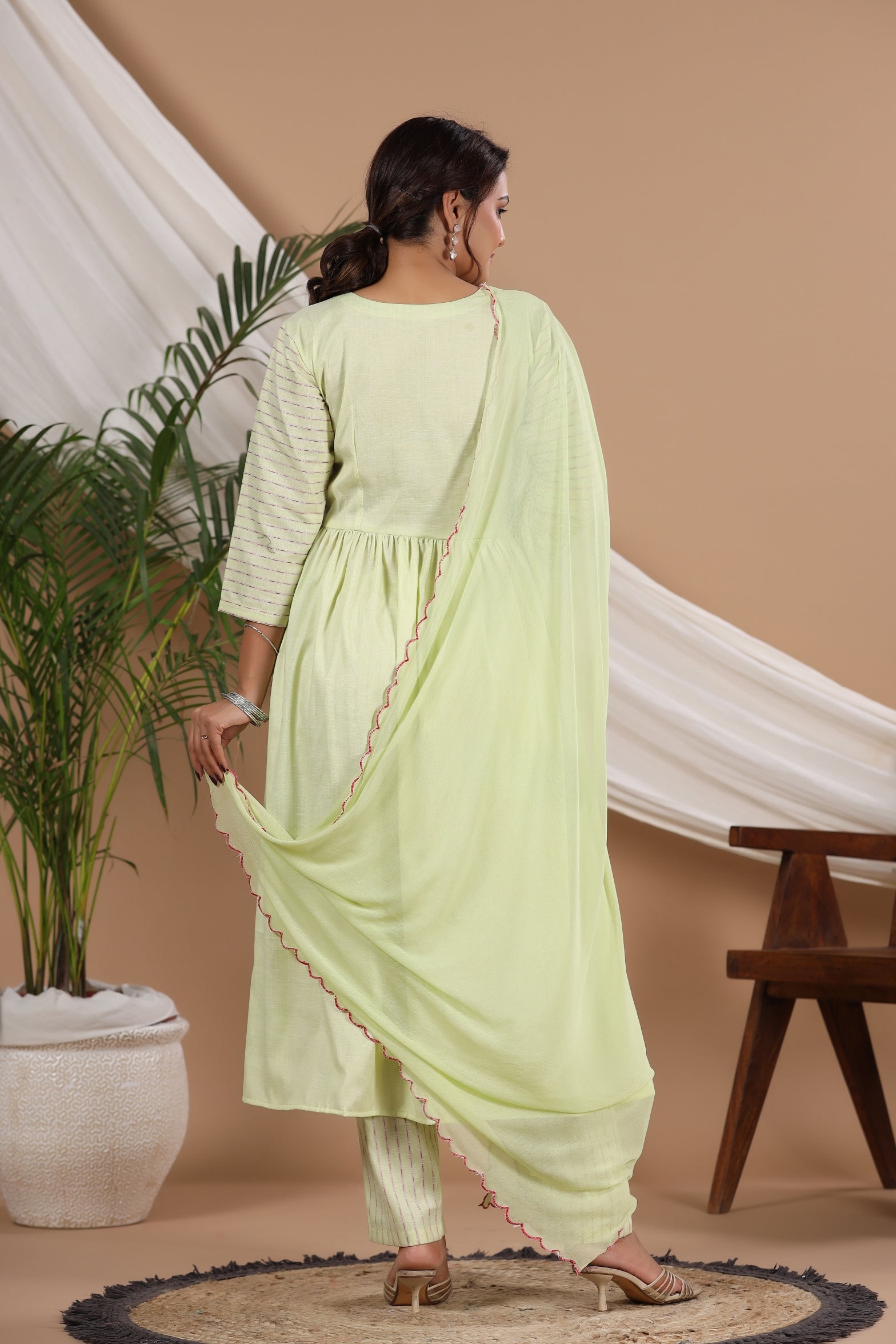 Ethnic Motifs Embroidered Thread Work Pure Cotton Kurta with Trousers & Dupatta