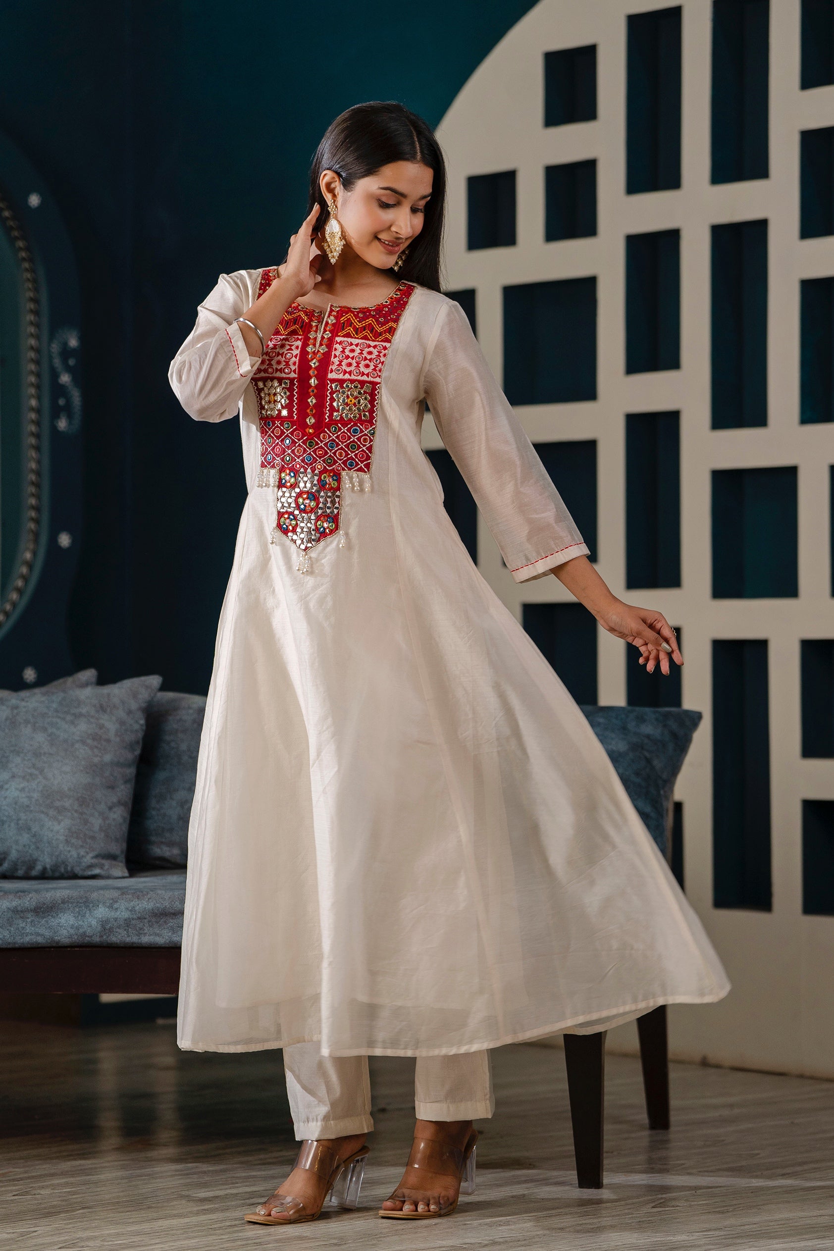 Chanderi Kurta Set with Delicate Patch Embroidery